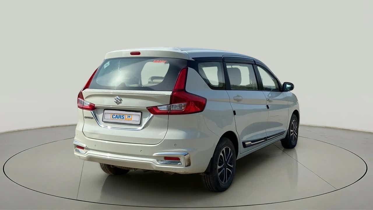 Rear three-quarter of a Maruti Suzuki Ertiga