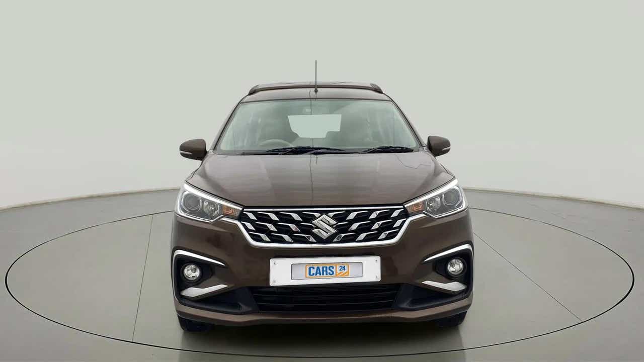 Front view of a Maruti Suzuki Ertiga