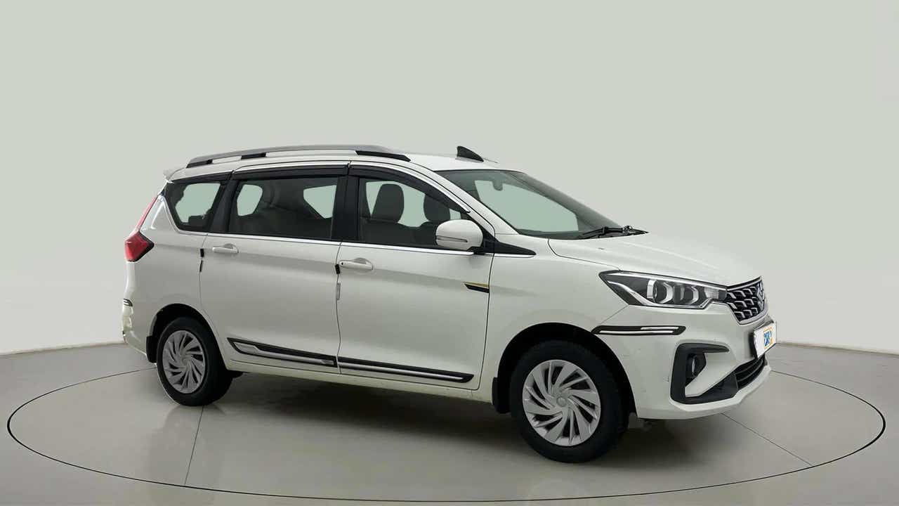Side view of a Maruti Suzuki Ertiga