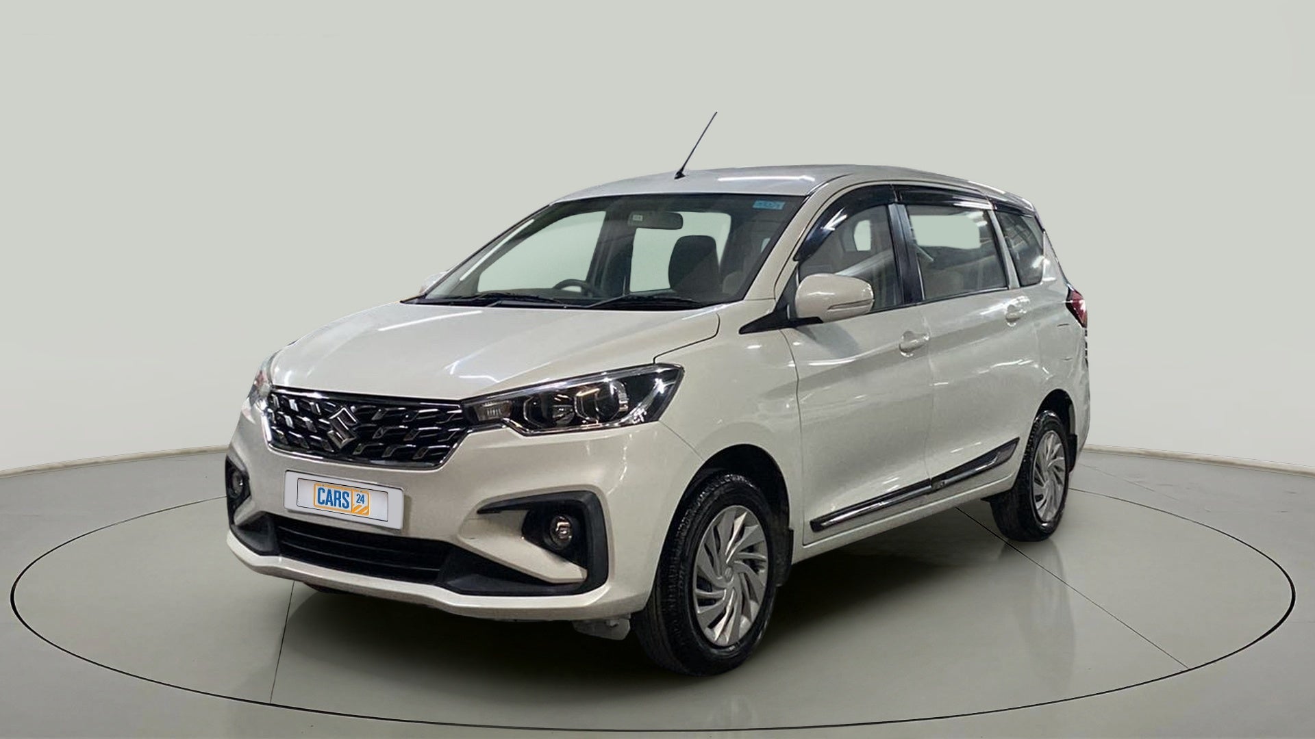 Front three-quarter view of a Maruti Suzuki Ertiga