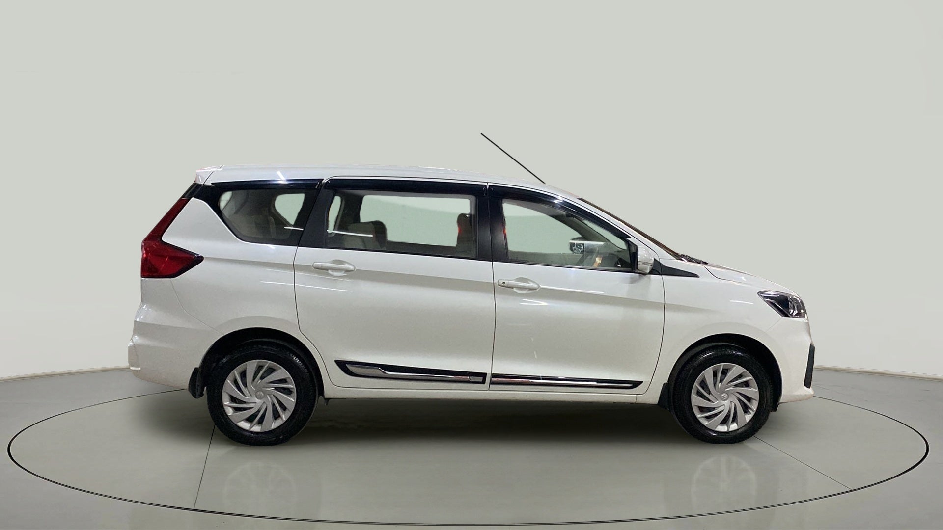Side view of a Maruti Suzuki Ertiga