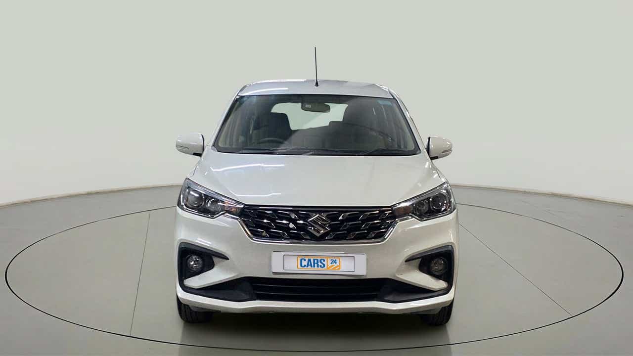 Front view of a Maruti Suzuki Ertiga