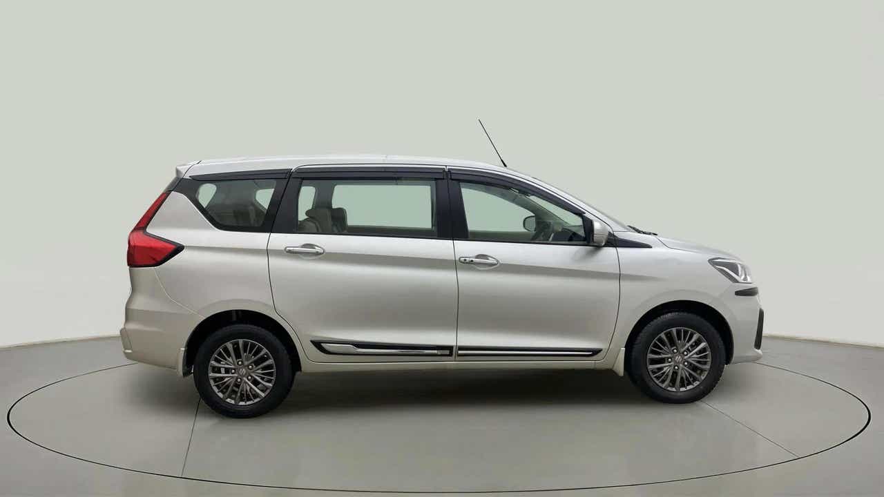 Side view of a Maruti Suzuki Ertiga