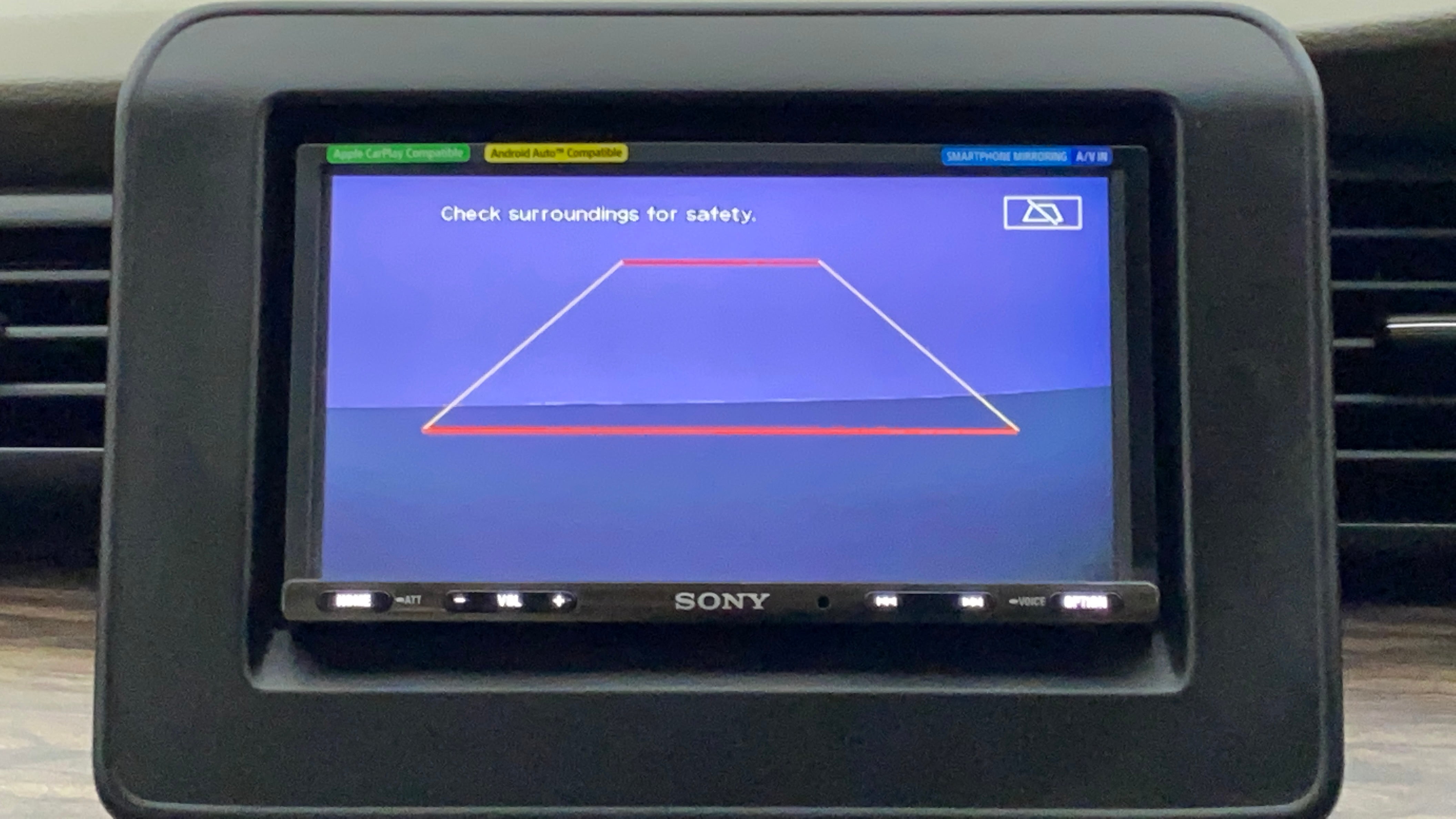 Reverse camera display of a Maruti Suzuki Ertiga