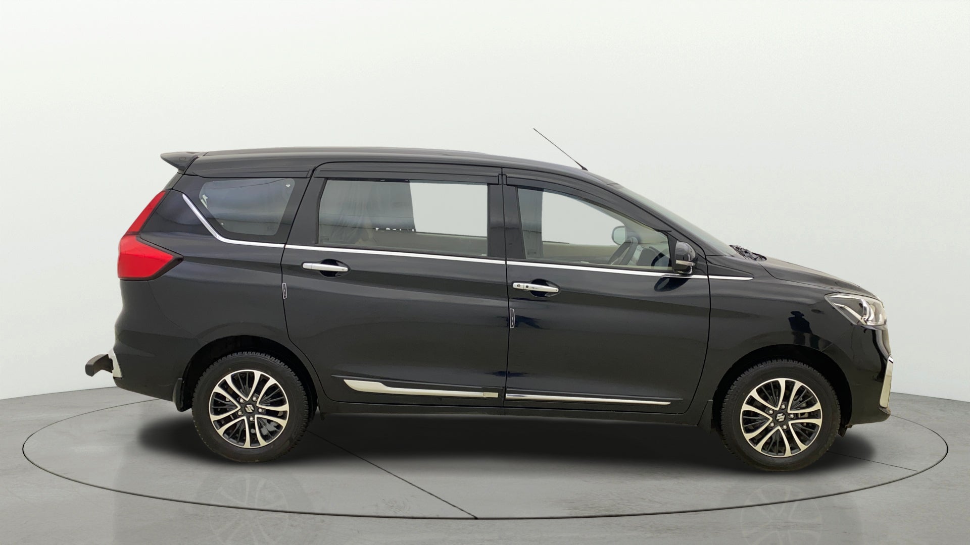 Side view of a Maruti Suzuki Ertiga