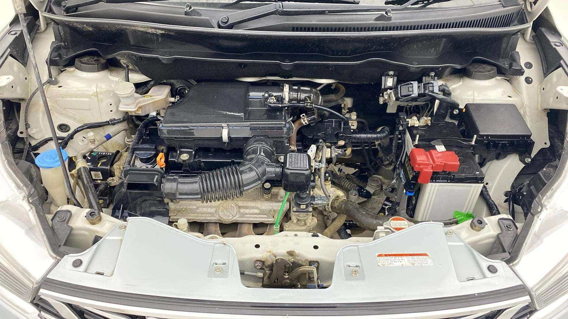 Engine bay view of a Maruti Suzuki Ertiga