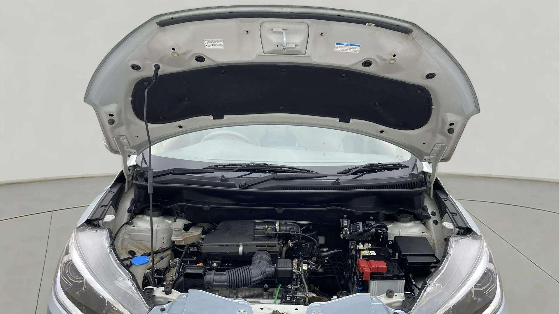 Engine bay of a Maruti Suzuki Ertiga