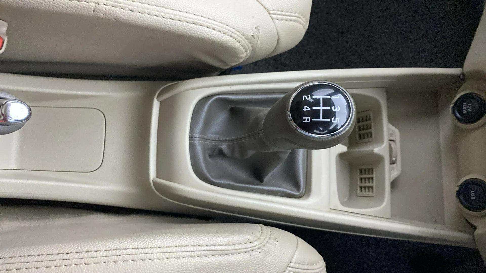Gear shifter area of a Maruti Suzuki Ertiga