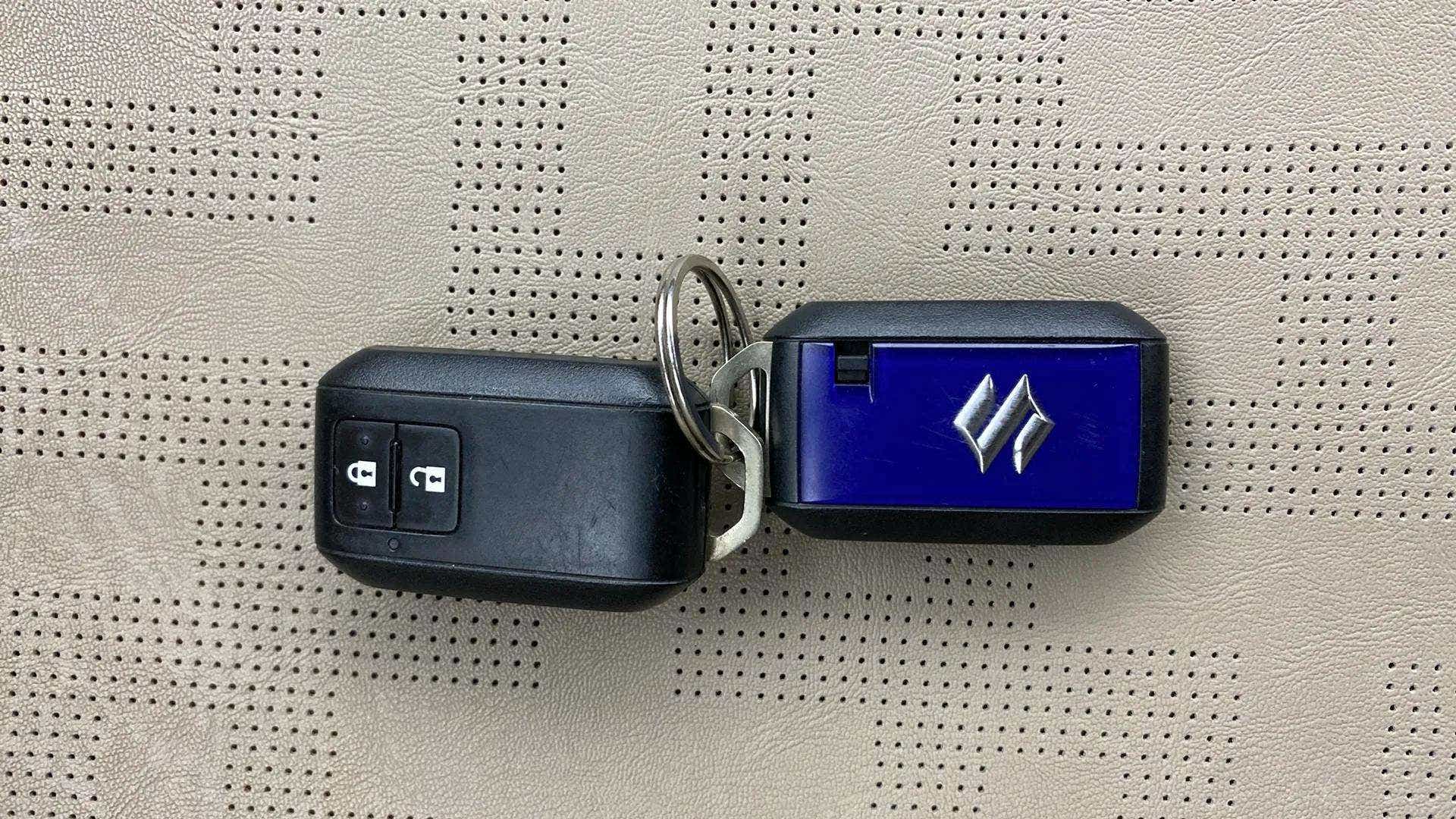 Car key fob of a Maruti Suzuki Ertiga