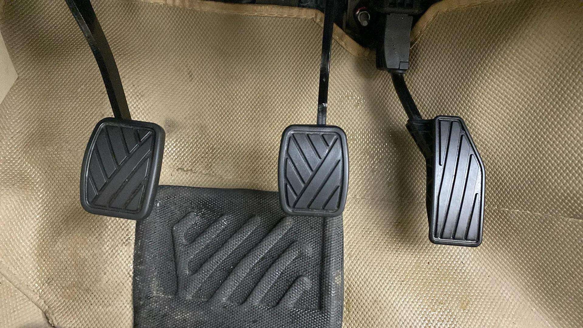 Footwell showing pedals of a Maruti Suzuki Ertiga
