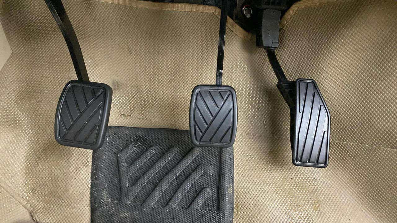 Footwell showing pedals of a Maruti Suzuki Ertiga
