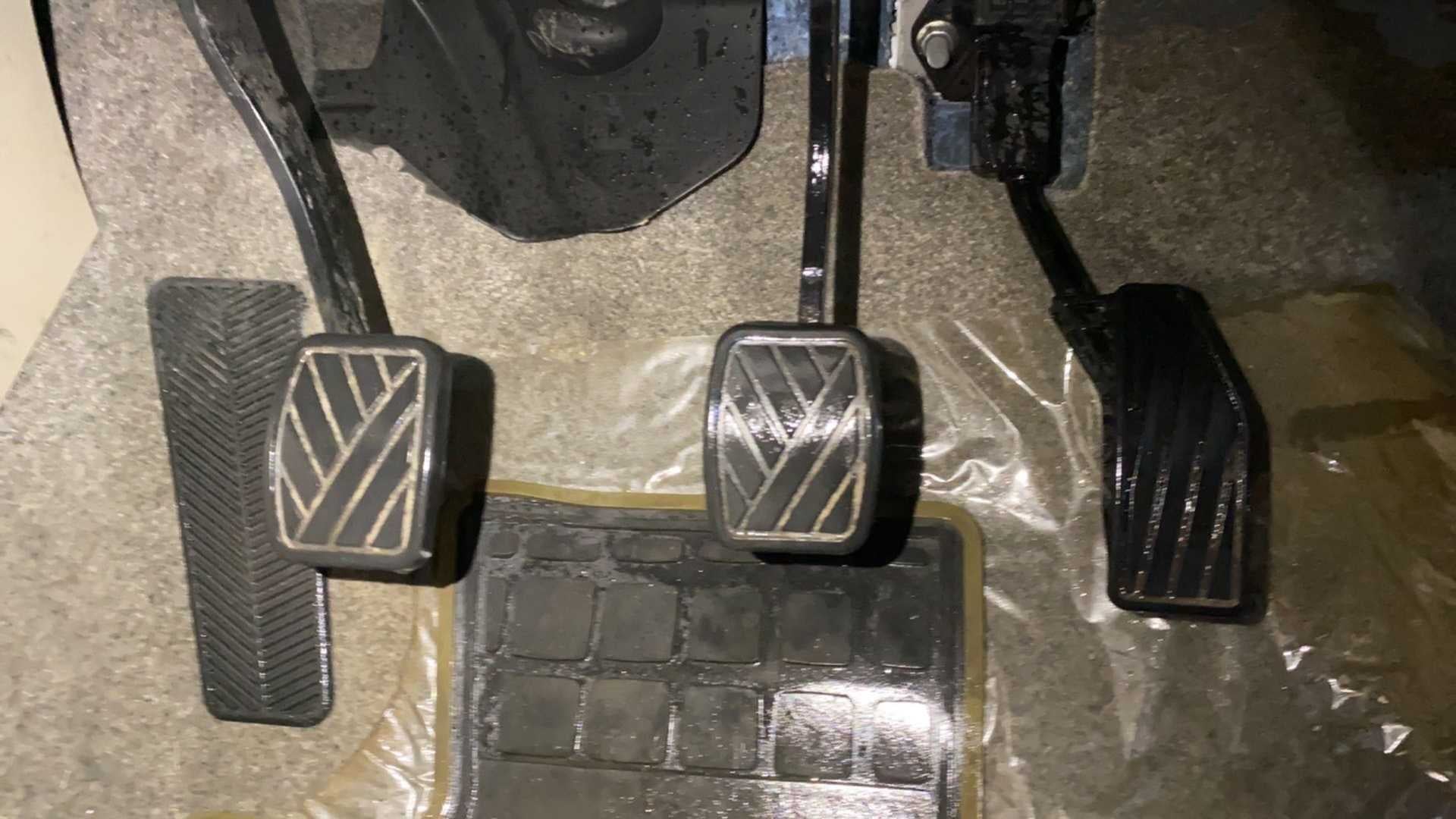Footwell area with pedals of a Maruti Suzuki Ertiga