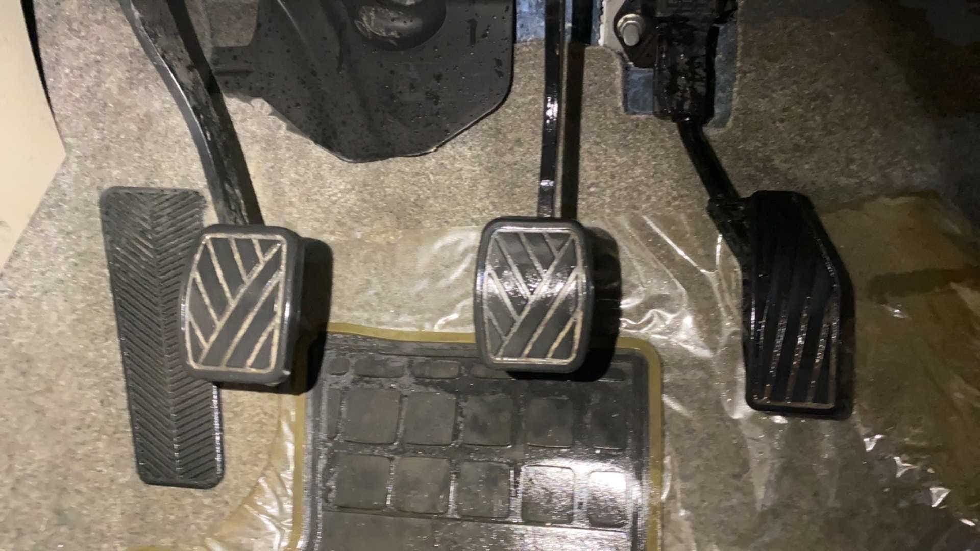 Footwell area with pedals of a Maruti Suzuki Ertiga