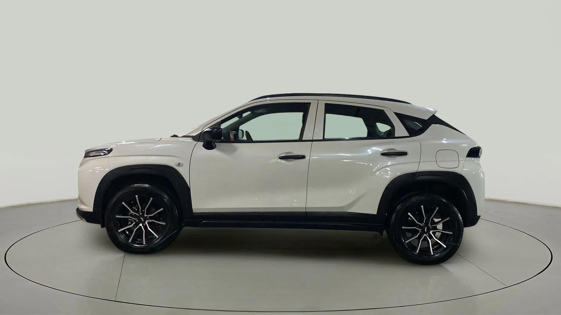 Side view of a Maruti Suzuki FRONX