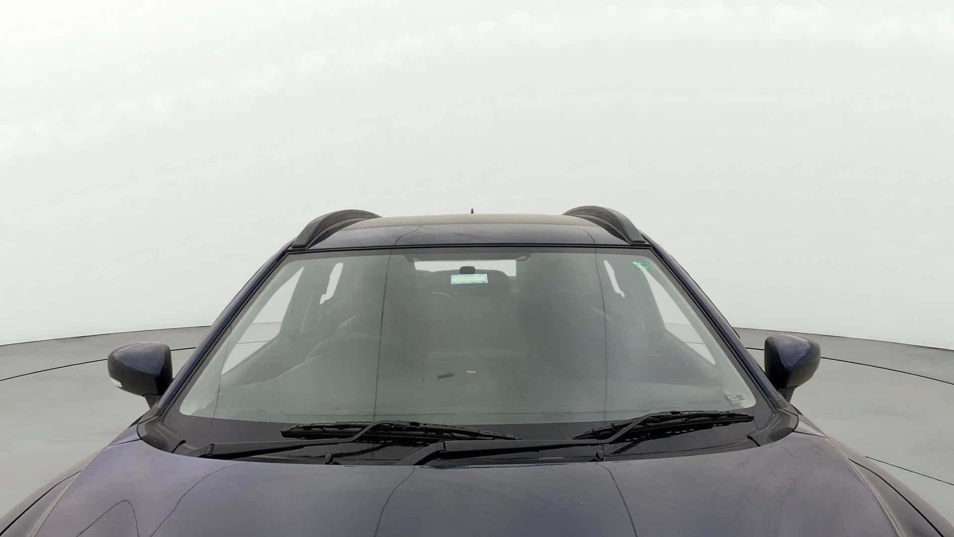 Front windshield and roofline of a Maruti Suzuki FRONX