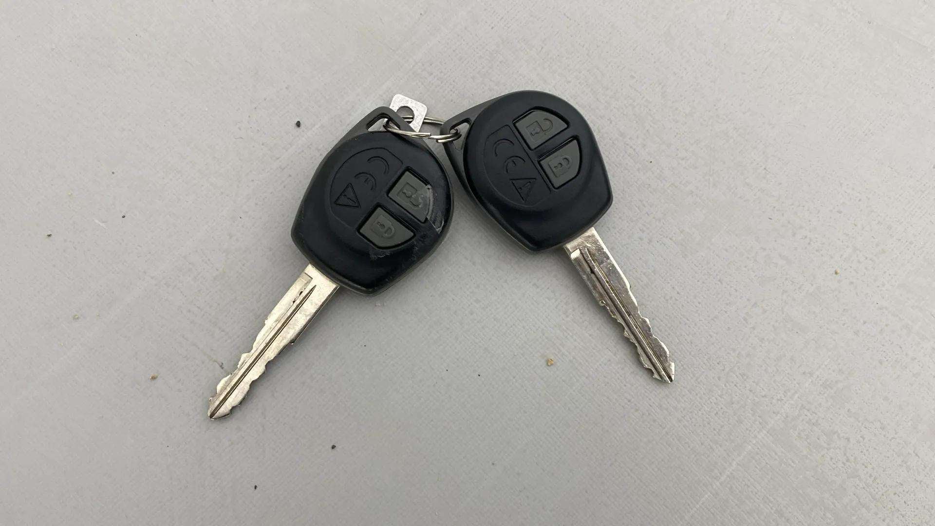 Pair of car keys for a Maruti Suzuki FRONX