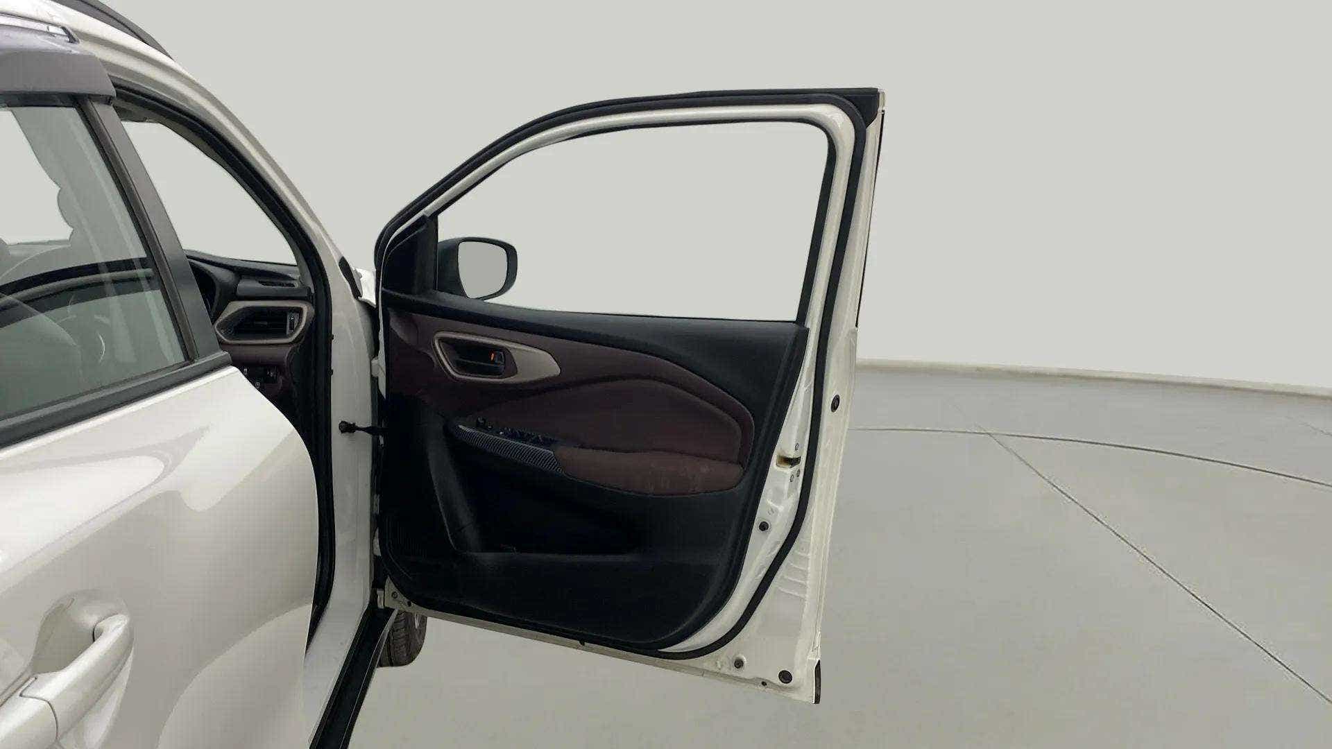 Driver side door of a Maruti Suzuki FRONX