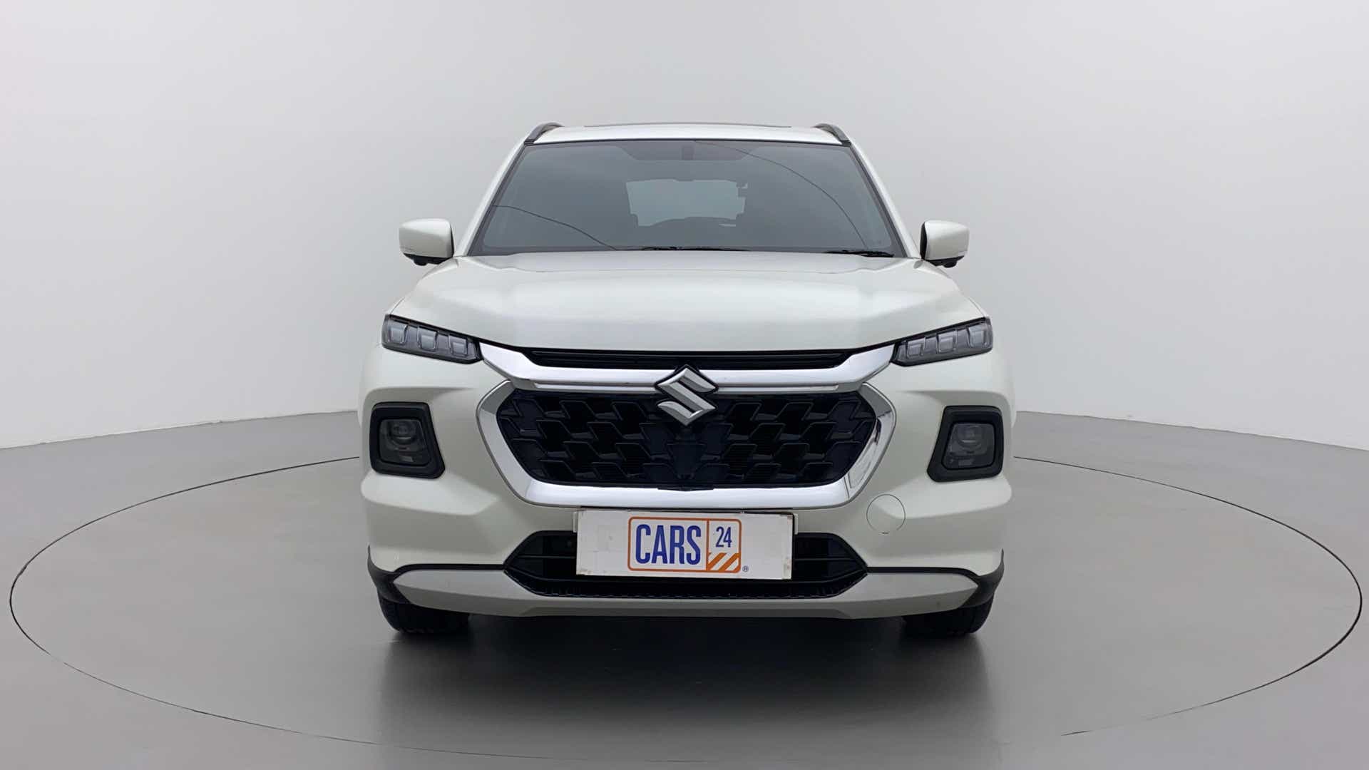 Front view of a Maruti Suzuki Grand Vitara