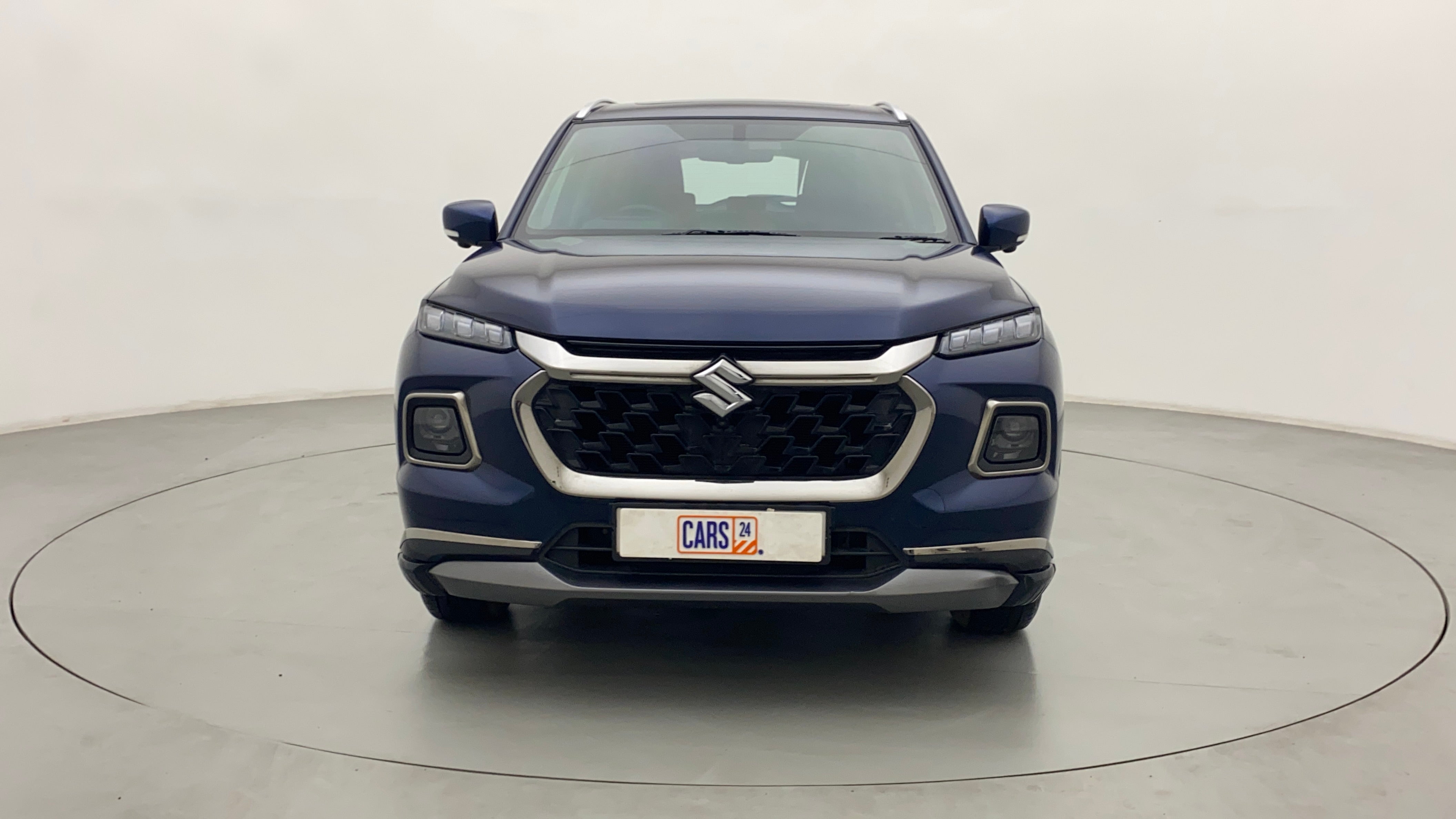 Front view of a Maruti Suzuki Grand Vitara