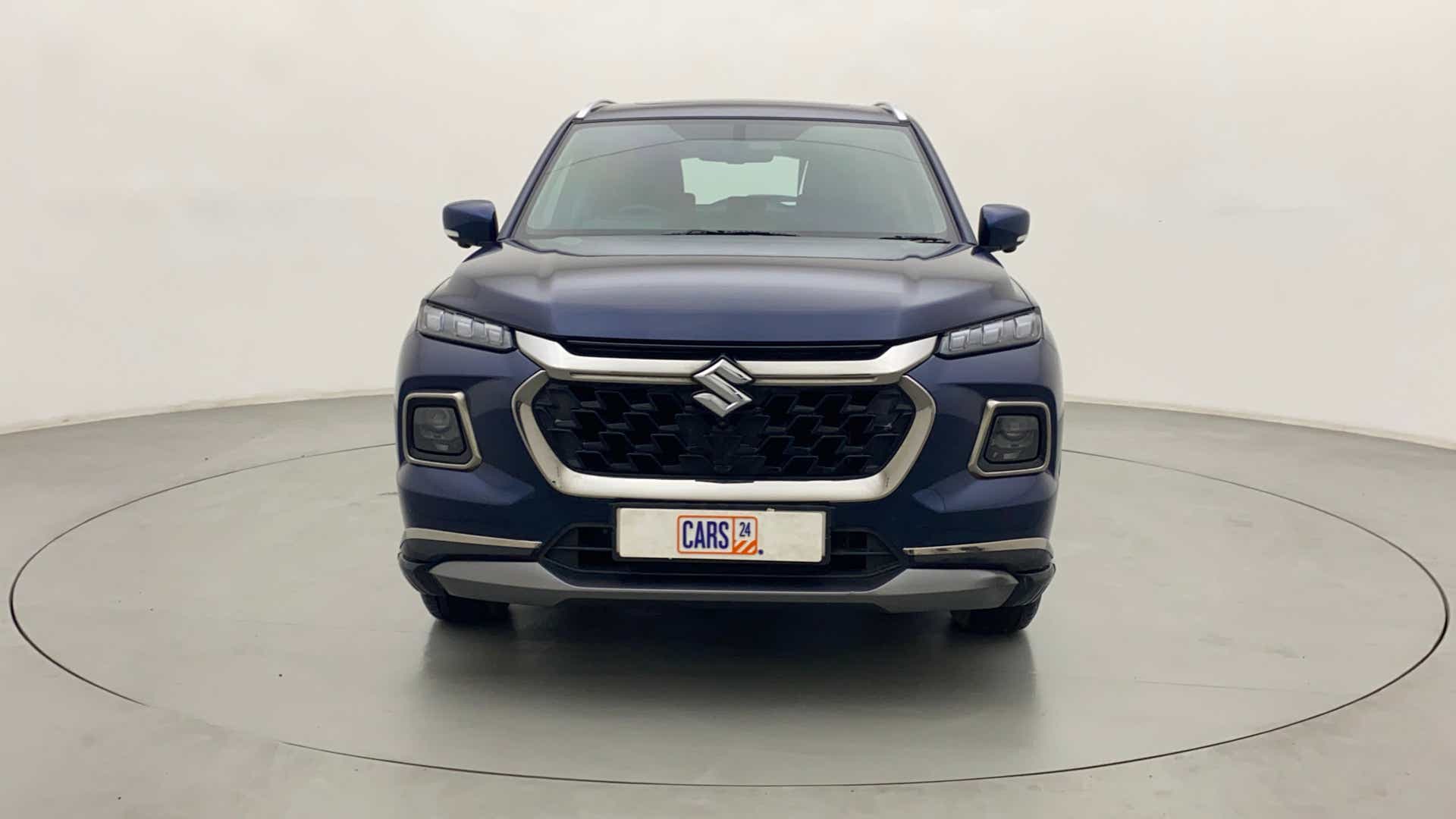 Front view of a Maruti Suzuki Grand Vitara