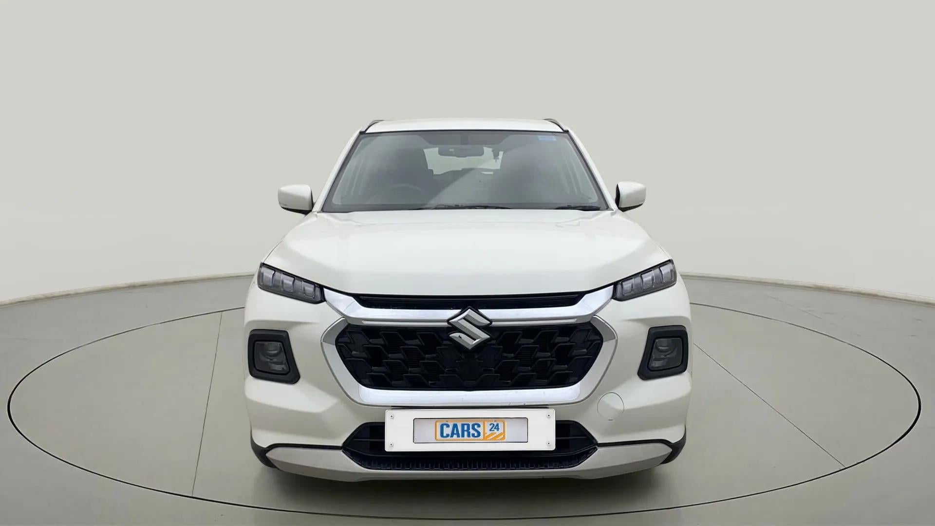 Front view of a Maruti Suzuki Grand Vitara