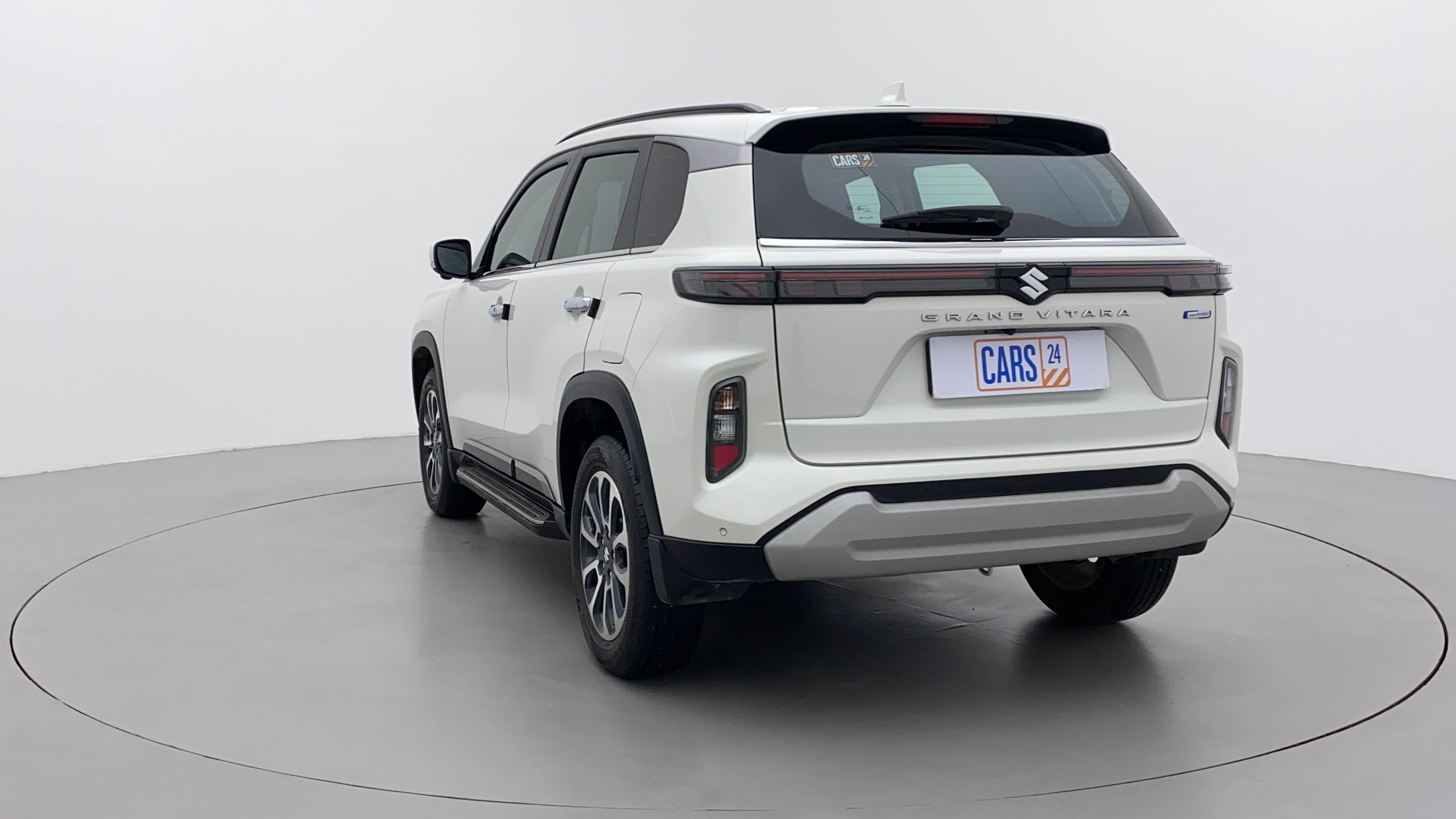 Rear three-quarter view of a Maruti Suzuki Grand Vitara