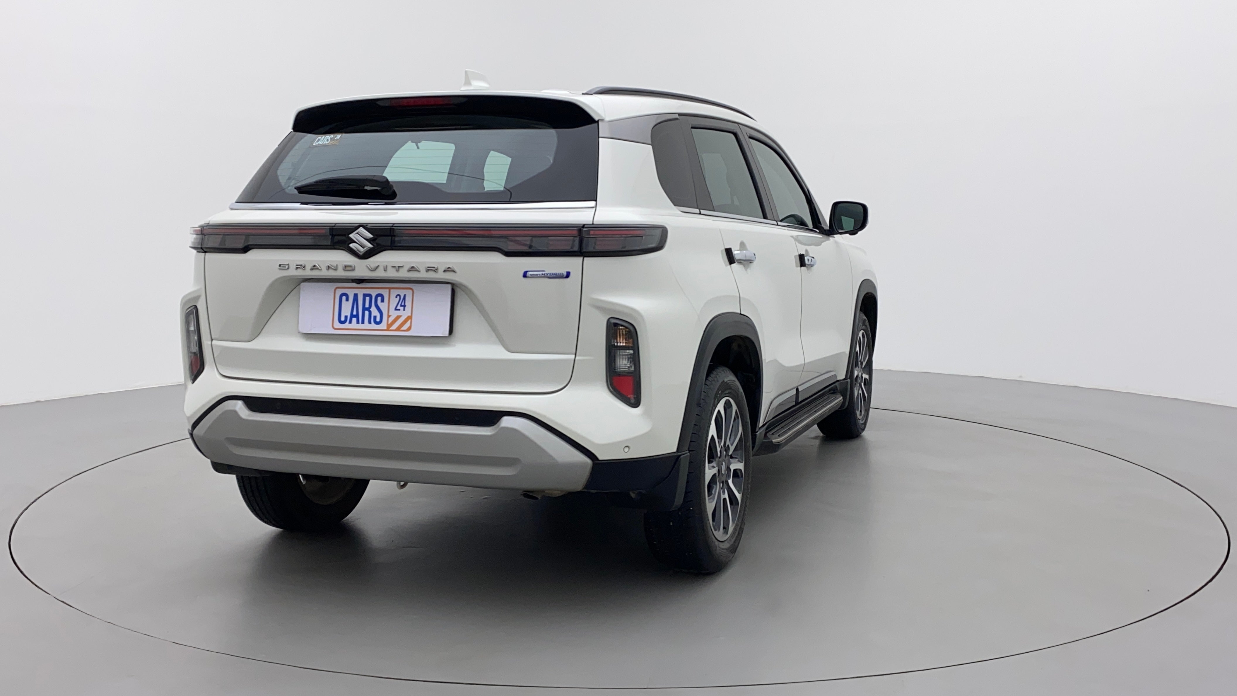 Rear three-quarter view of a Maruti Suzuki Grand Vitara