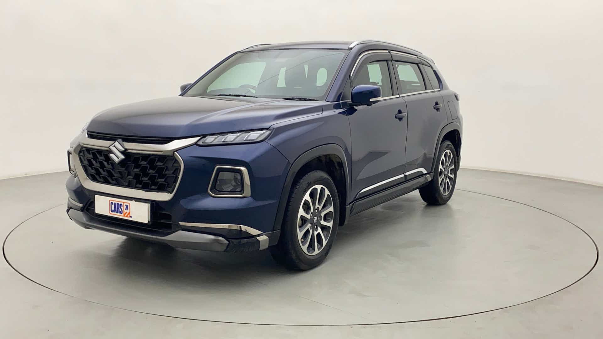 Front three-quarter view of a Maruti Suzuki Grand Vitara