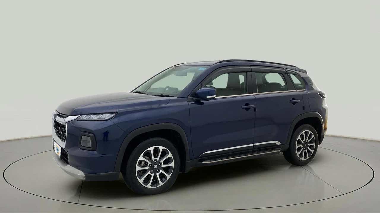 Front three-quarter view of a Nexa Blue Maruti Suzuki Grand Vitara