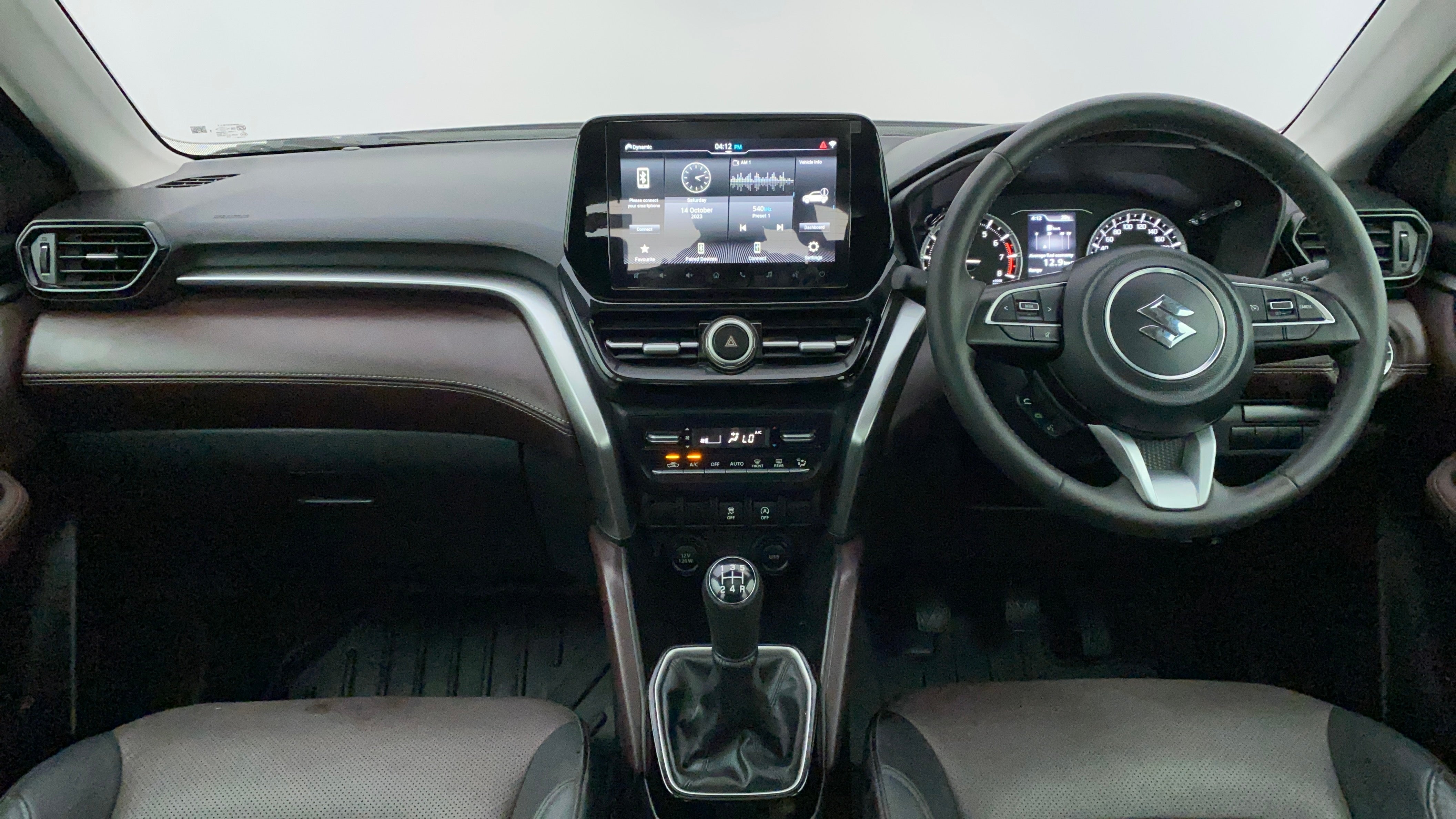 Dashboard and steering wheel of a Maruti Suzuki Grand Vitara