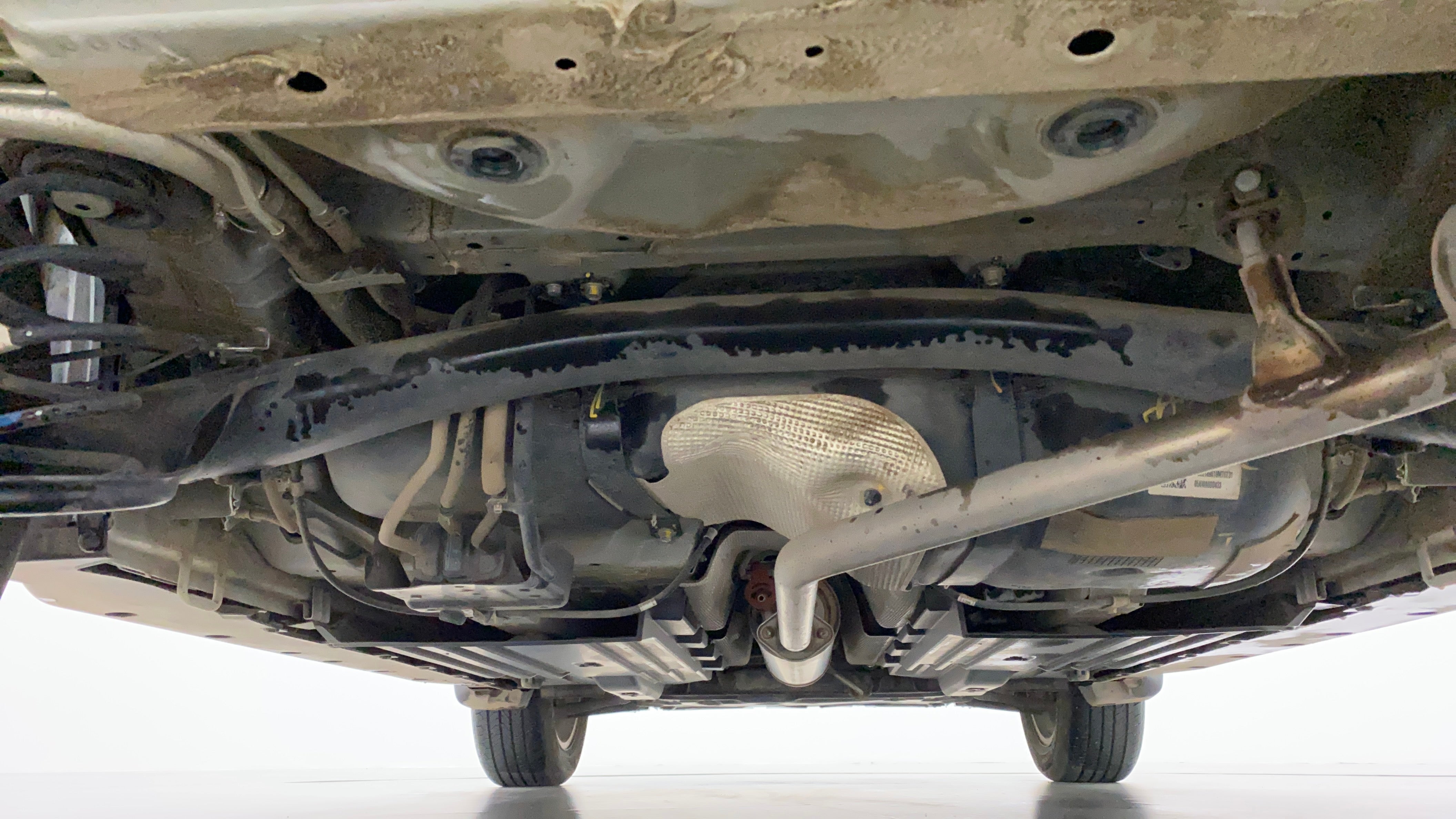 Undercarriage view of a Maruti Suzuki Grand Vitara