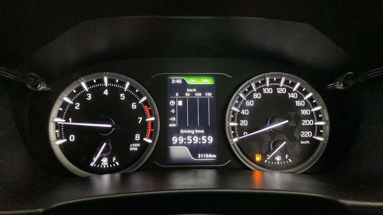 Instrument cluster of a Maruti Suzuki Grand Vitara