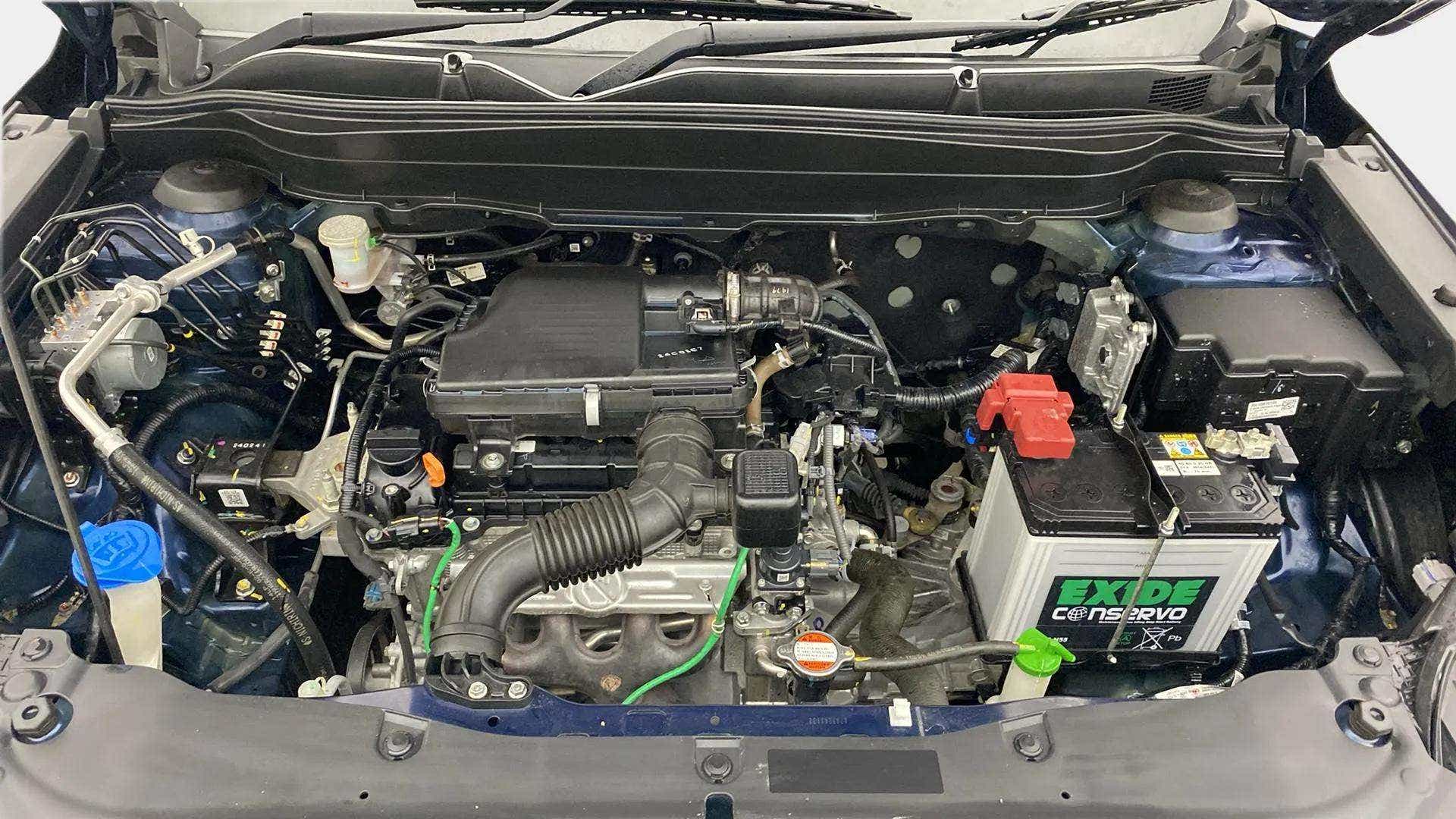 Engine bay of a Maruti Suzuki Grand Vitara
