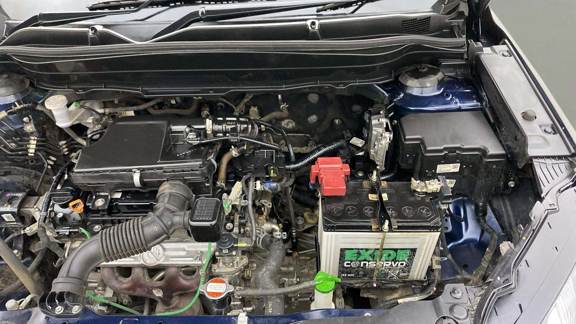 Engine bay of a Maruti Suzuki Grand Vitara