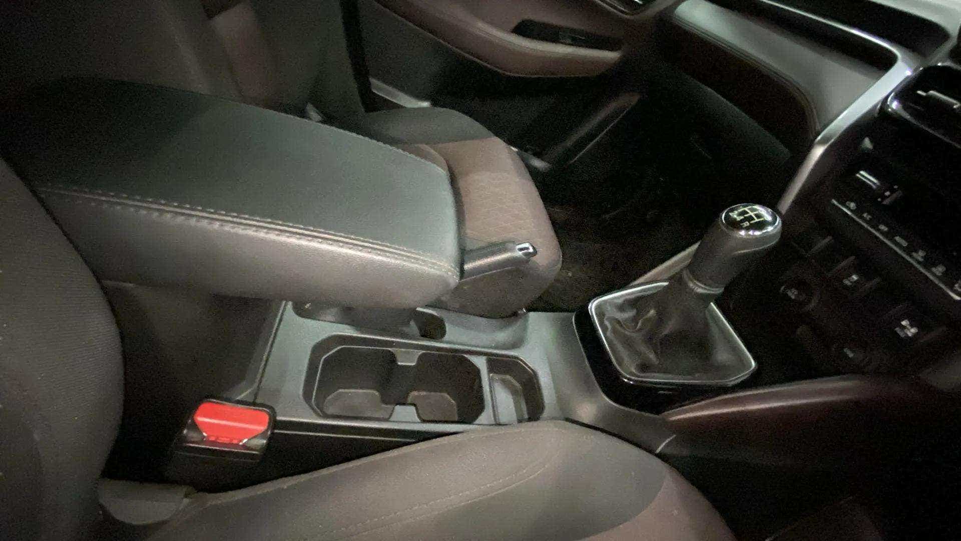 Interior center console and gear shifter of a Maruti Suzuki Grand Vitara