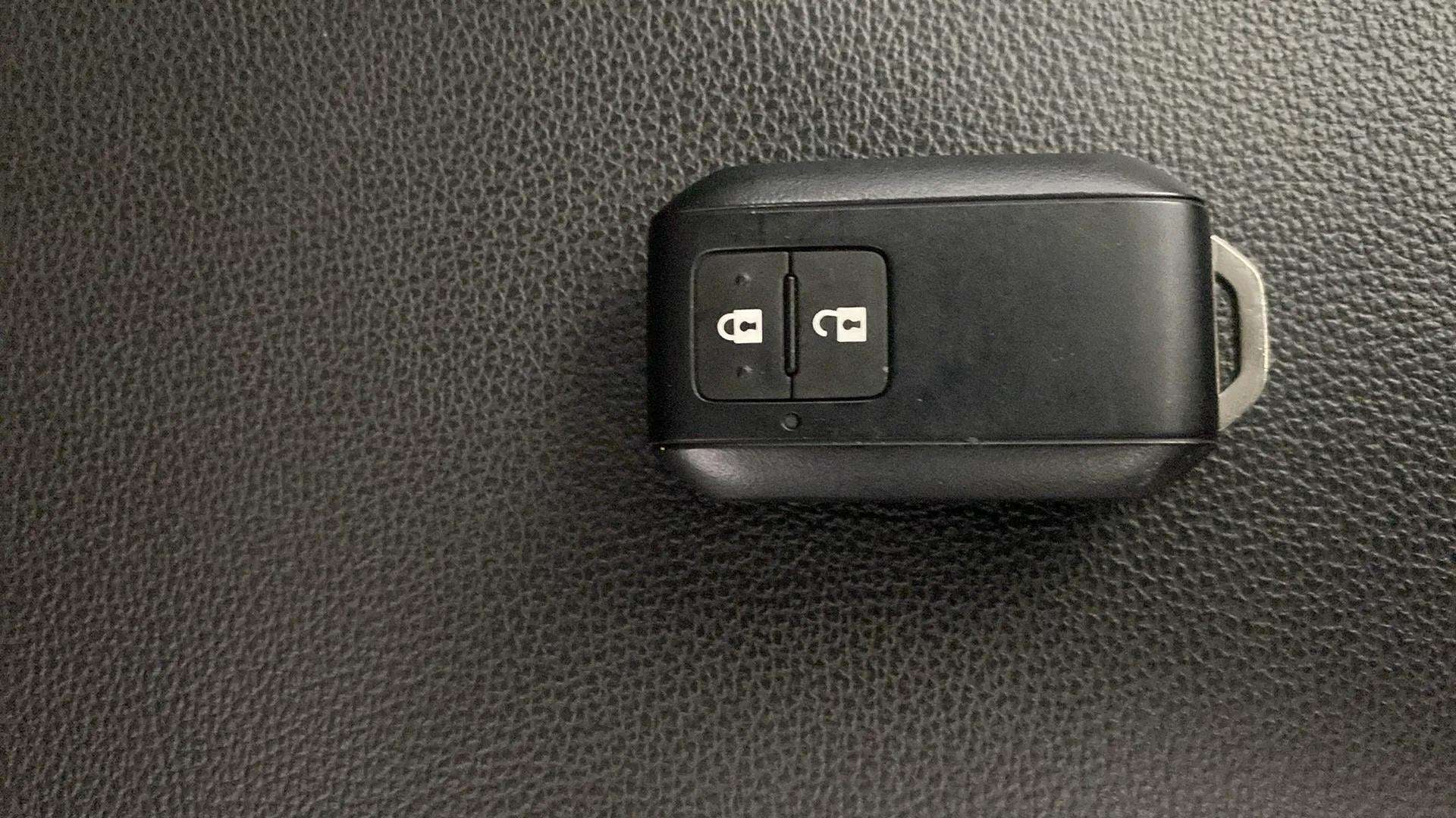 Car key fob of a Maruti Suzuki Grand Vitara