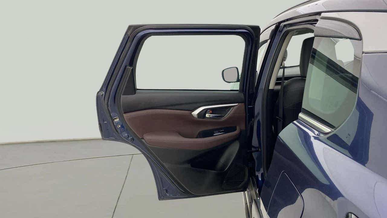 Rear door interior of a Maruti Suzuki Grand Vitara