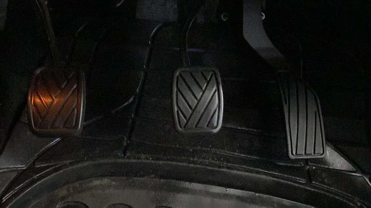 Close-up of pedals of a Maruti Suzuki Grand Vitara