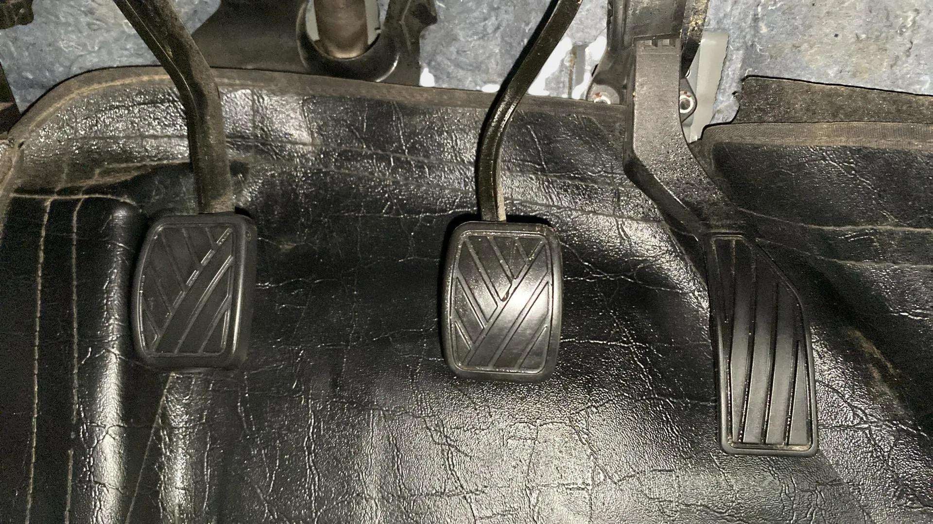 Footwell with pedals of a Maruti Suzuki Grand Vitara