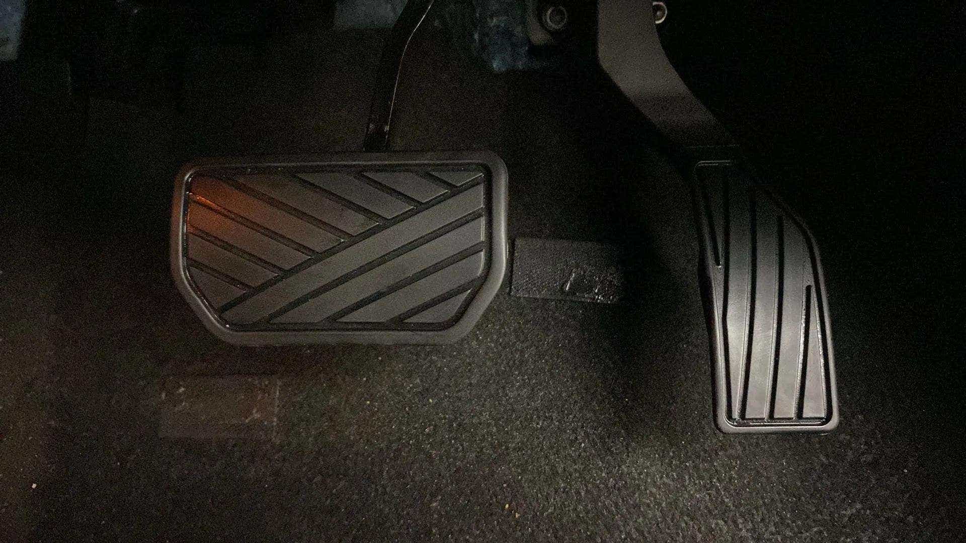Pedal area of a Maruti Suzuki Grand Vitara