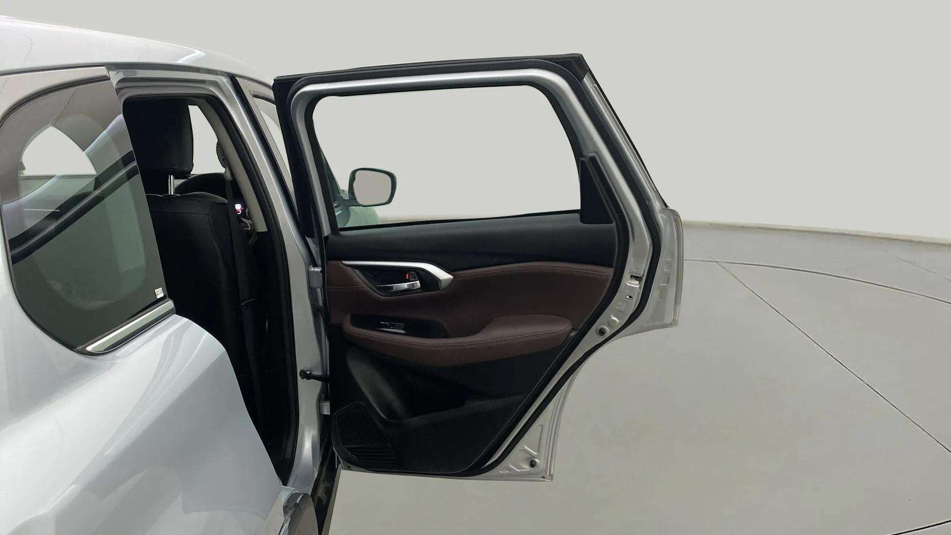 Rear door interior of a Maruti Suzuki Grand Vitara
