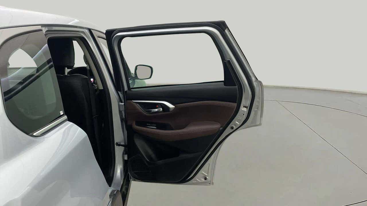 Rear door interior of a Maruti Suzuki Grand Vitara