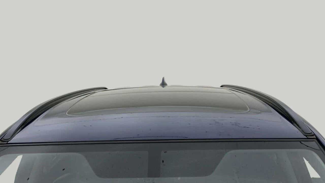 Sunroof view of a Maruti Suzuki Grand Vitara