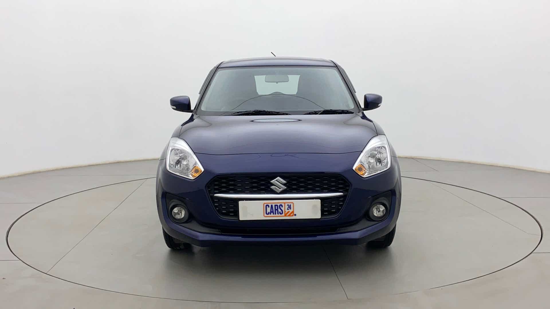 Front view of a Maruti Suzuki Swift 2021 - 2023