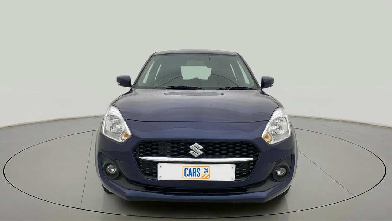 Front view of a Maruti Suzuki Swift