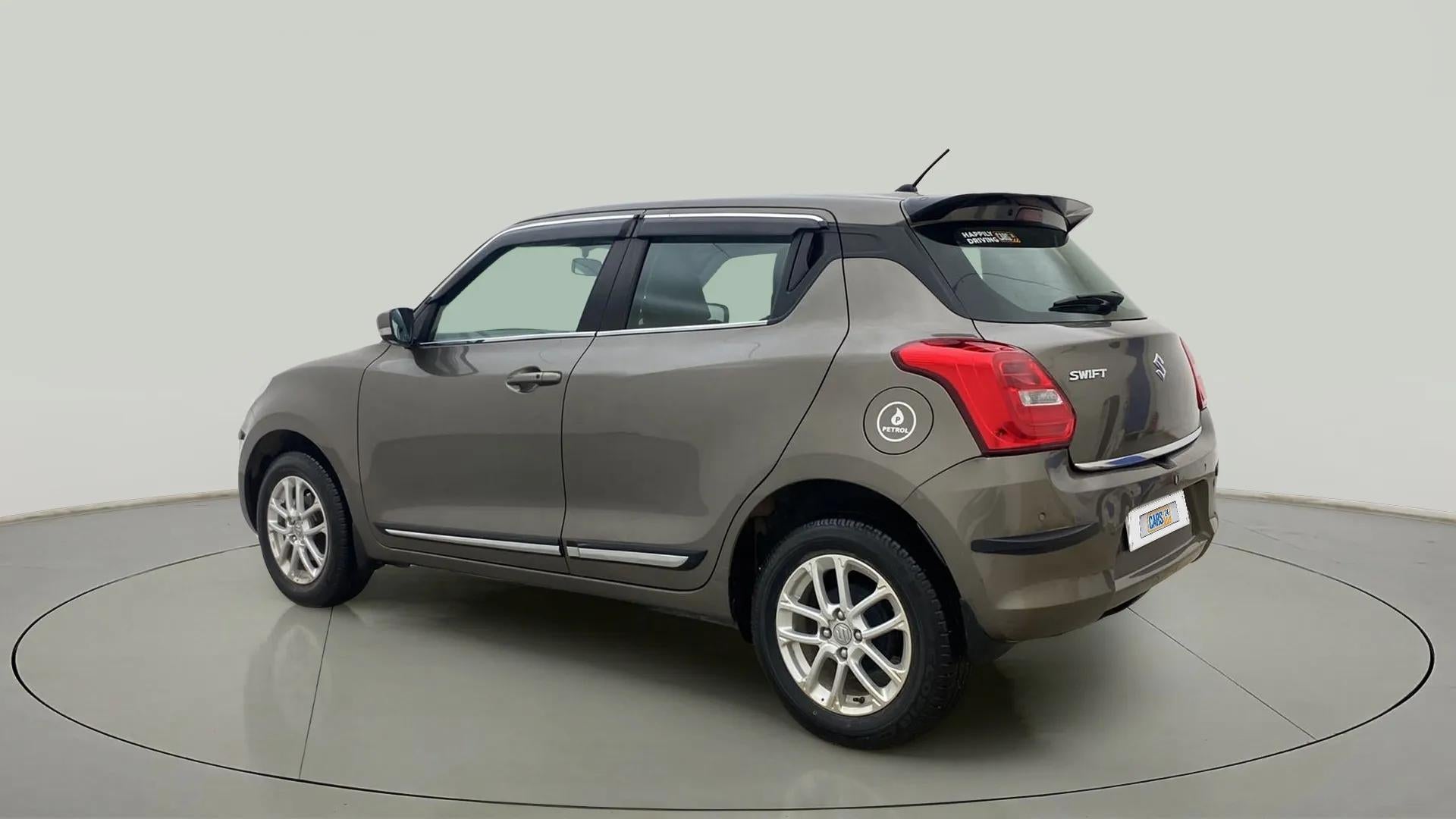 Rear three-quarter view of a Maruti Suzuki Swift 2021 - 2023