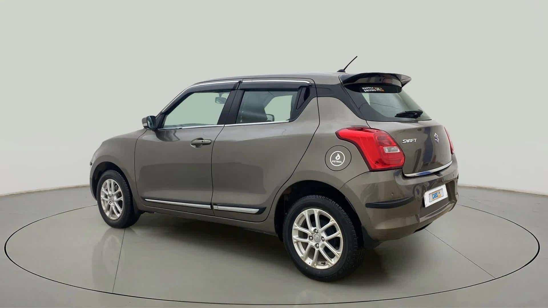 Rear three-quarter view of a Maruti Suzuki Swift 2021 - 2023