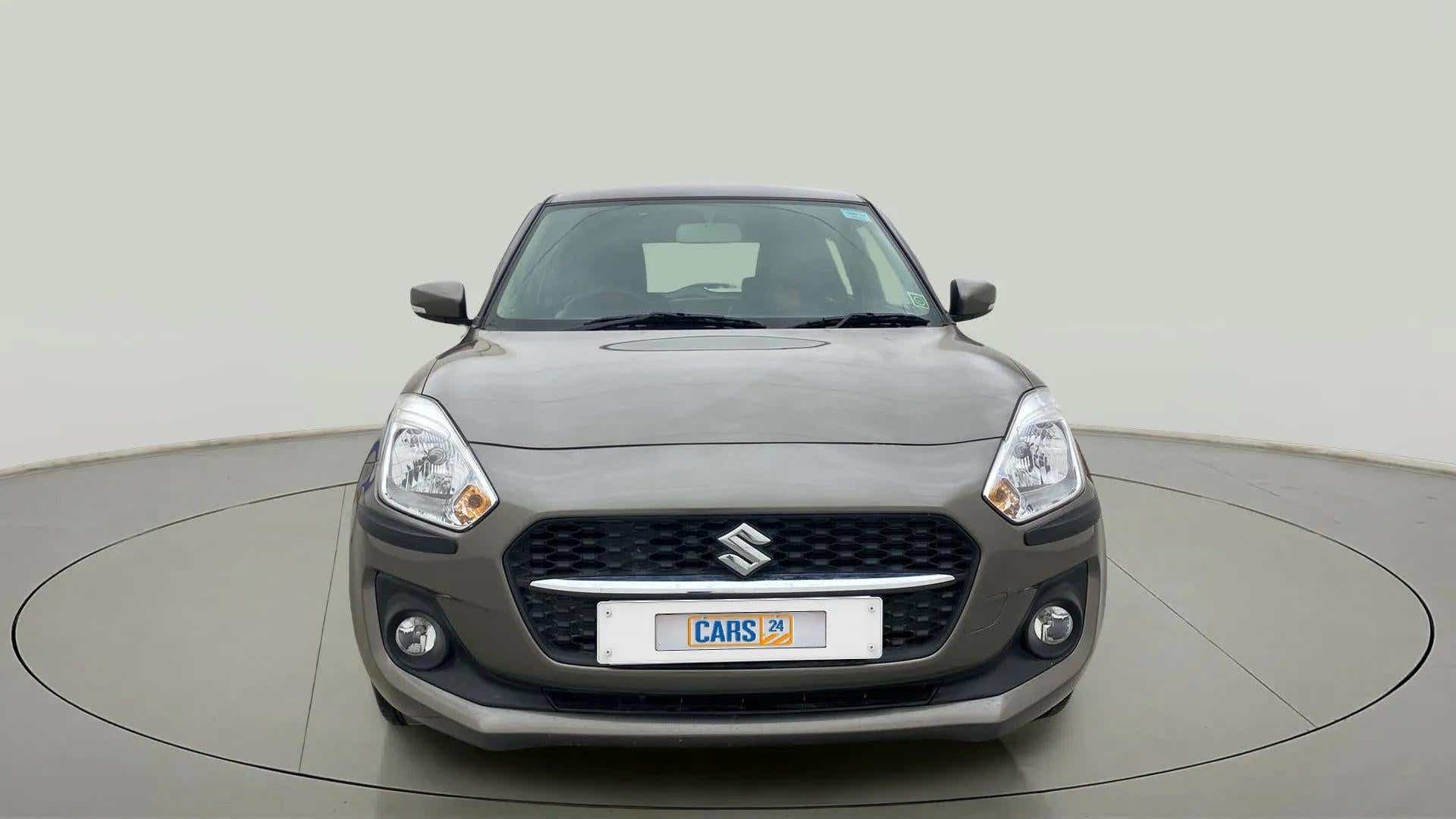 Front view of a Maruti Suzuki Swift 2021 - 2023