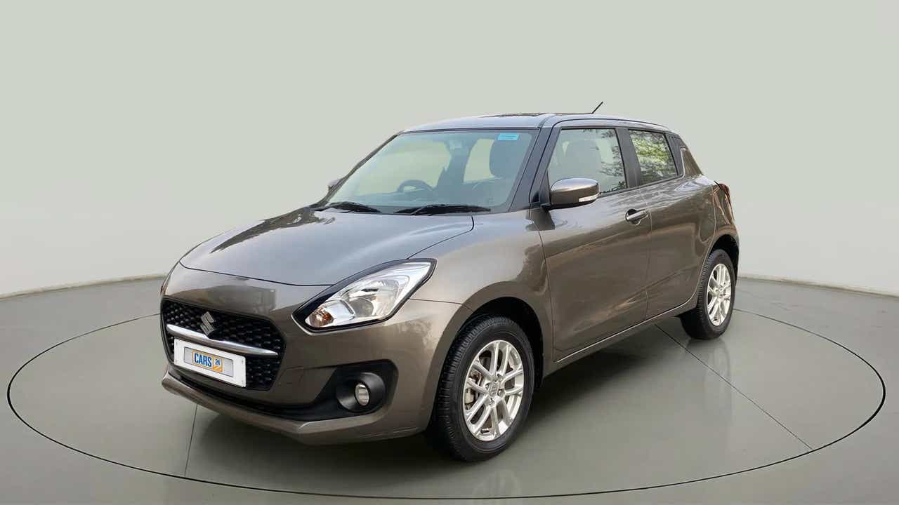 Front three-quarter view of a Maruti Suzuki Swift 2021 - 2023
