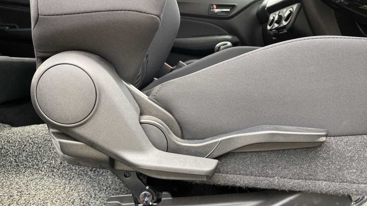 Seat adjustment lever of a Maruti Suzuki Swift 2021 - 2023